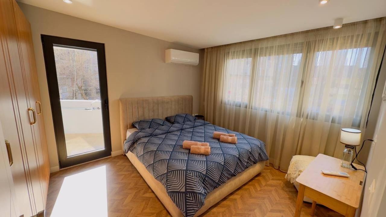 Koa Guesthouse Stadium Congress Elite Orl Embassy Tirana Bagian luar foto